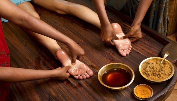 Ayurvedic-Massage