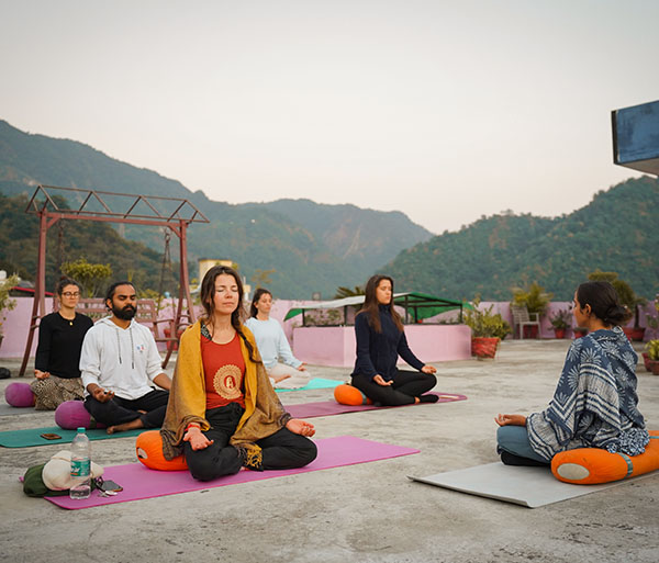 meditation-retreat-in-rishikesh