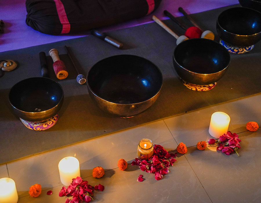 sound-healing-at-rishikesh-yog-temple